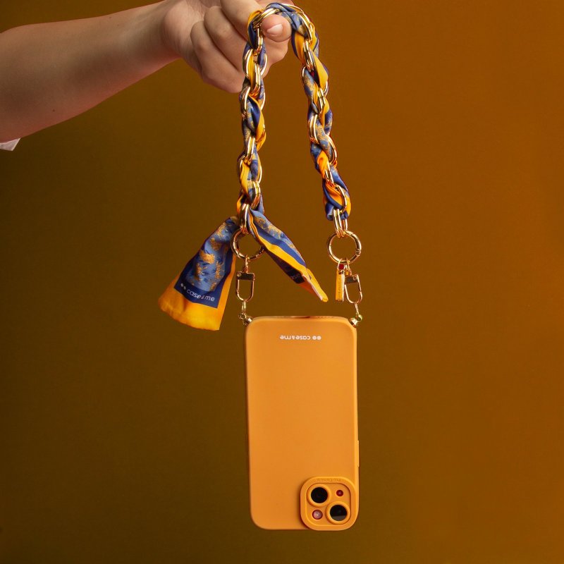 iPhone 14 Plus cover with wrist chain and foulard